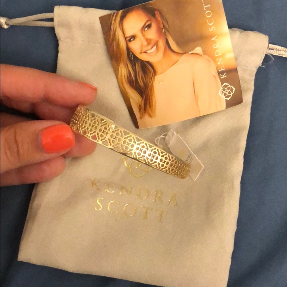 Brand new with tags  Ke sea Scott bracelet